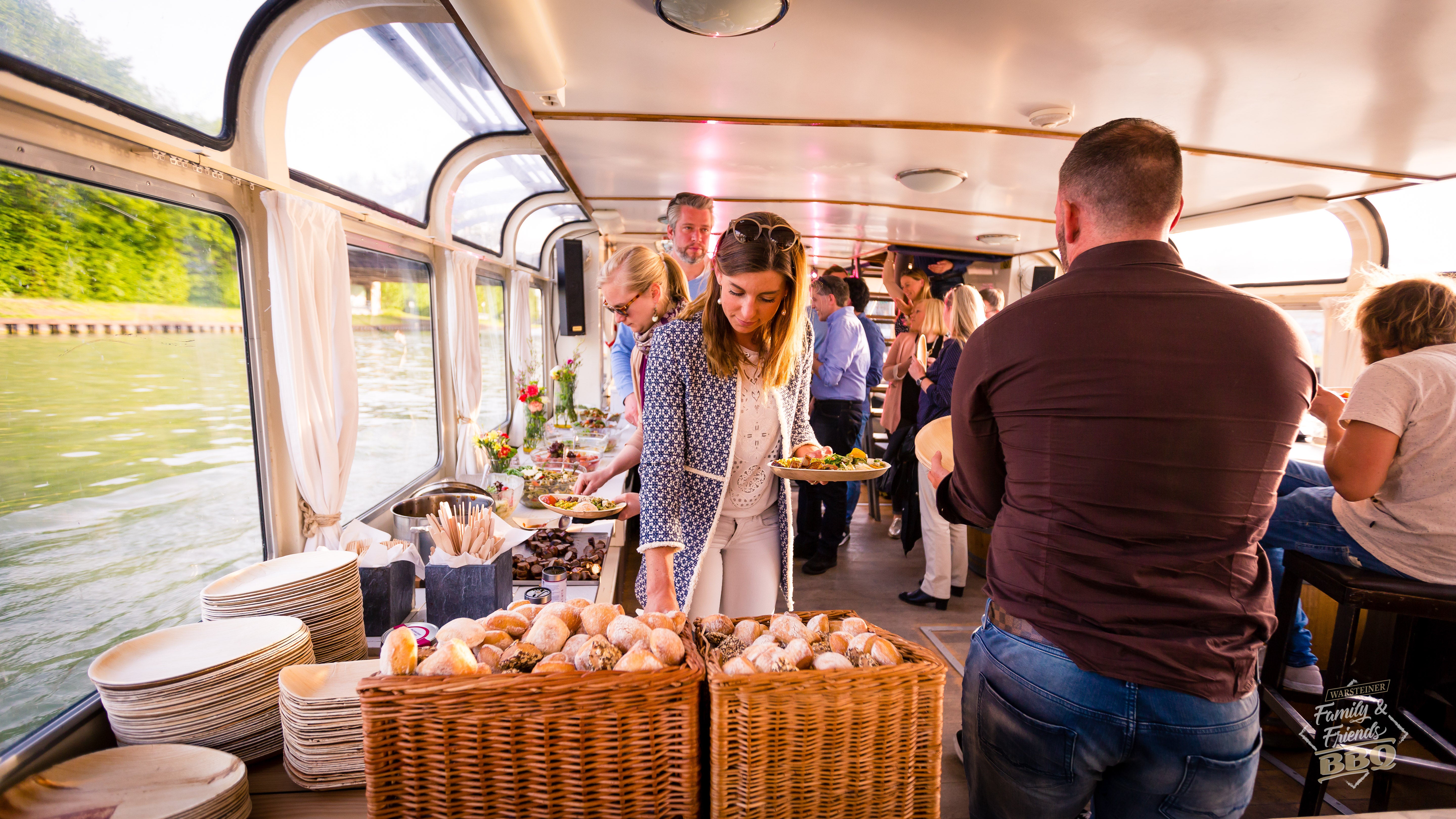 MS_Guenter_Unterdeck_Buffet